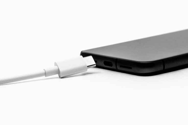 Must-Have Accessories for Efficient Device Charging
